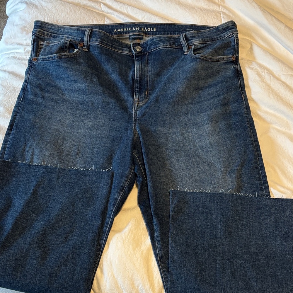 American Eagle Outfitters Women's High Rise Kick Boot Crop Jeans